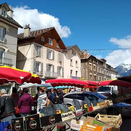 Ferienhaus Cycle Friendly La Maison De La Tour Bourg D 'oisans *